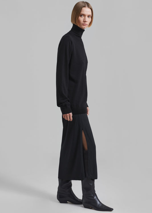 Abigail Side Slit Maxi Skirt - Black